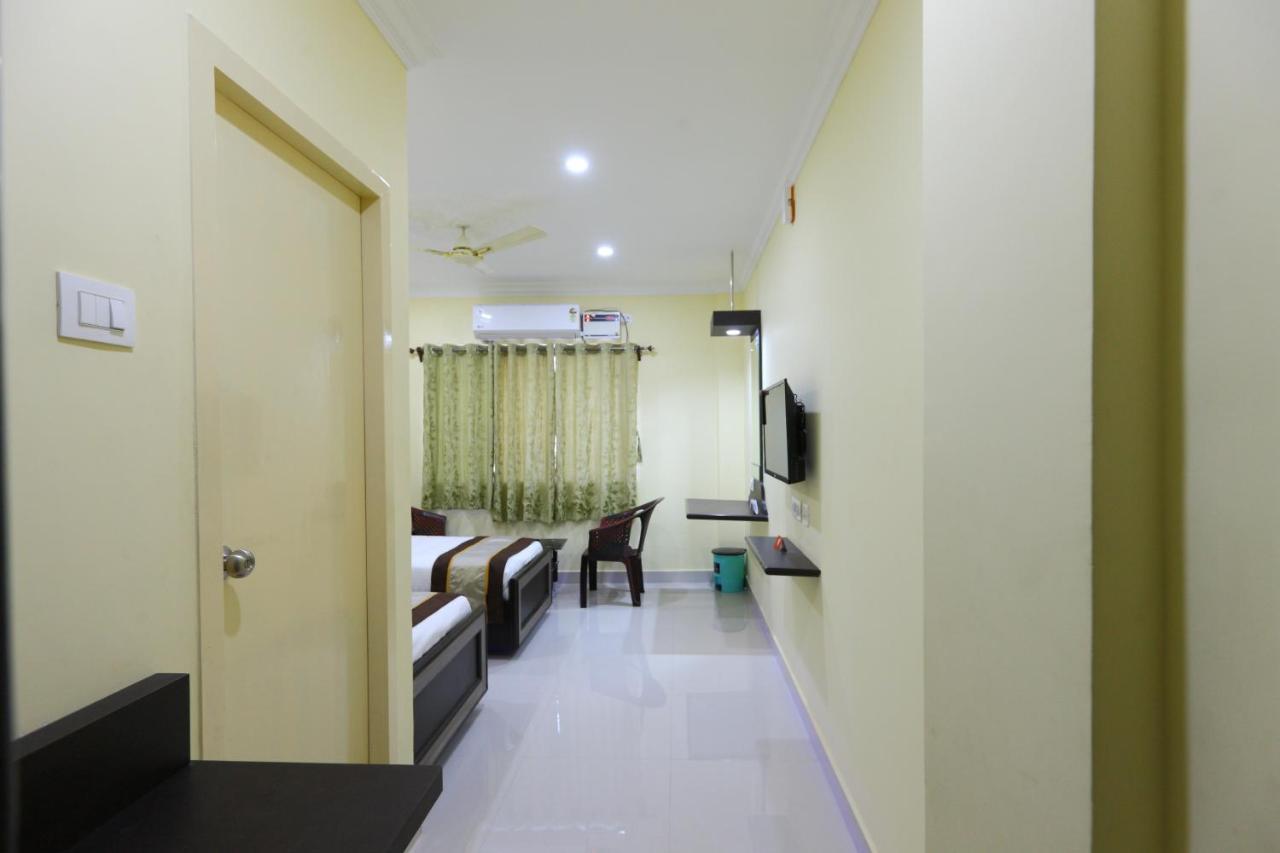 Saibala Lnn Hotel Chennai Eksteriør billede