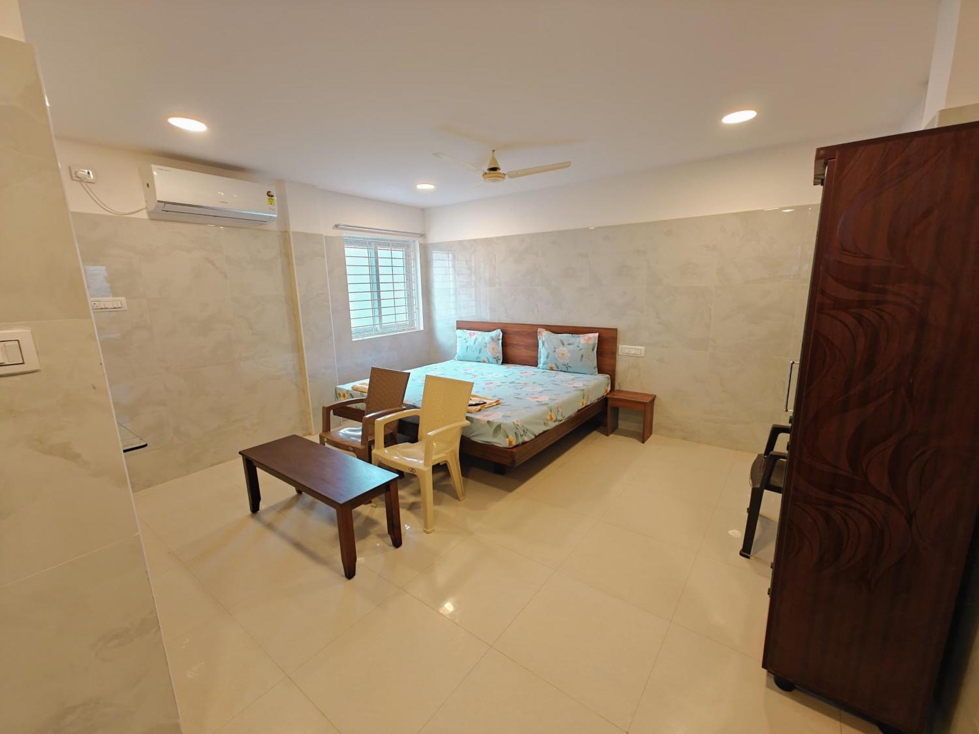 Saibala Lnn Hotel Chennai Eksteriør billede