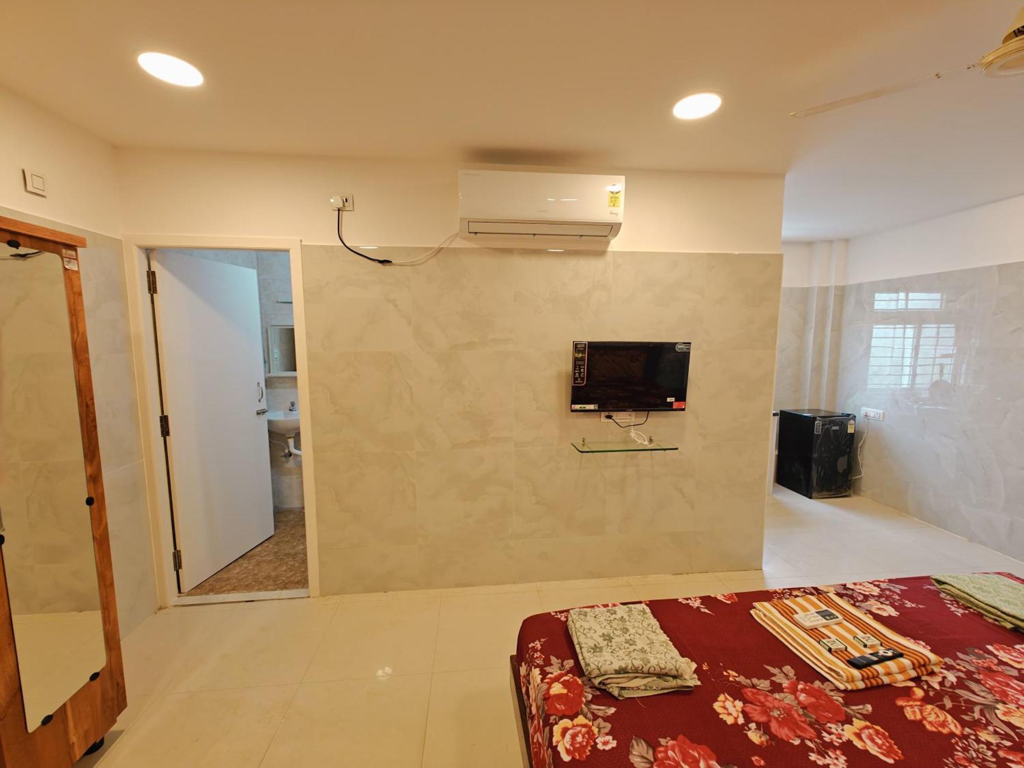 Saibala Lnn Hotel Chennai Eksteriør billede